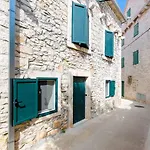 Apartmán Sandra In The Historical Center Of The *