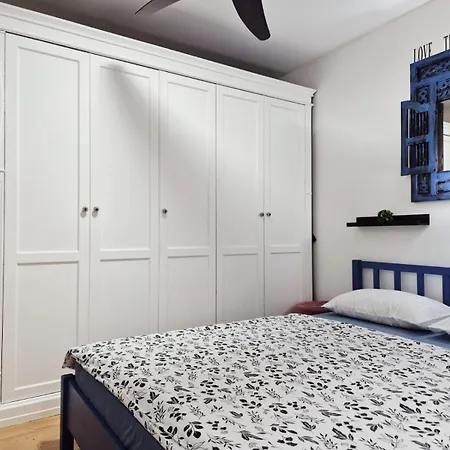 Appartement Sandra In The Historical Center Of The