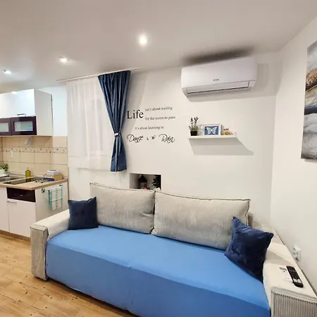 Appartement Sandra In The Historical Center Of The *