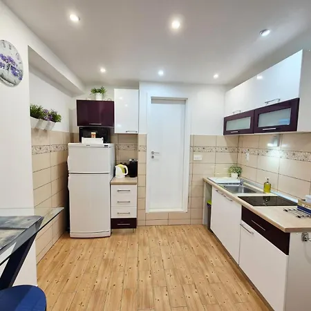 Appartement Sandra In The Historical Center Of The