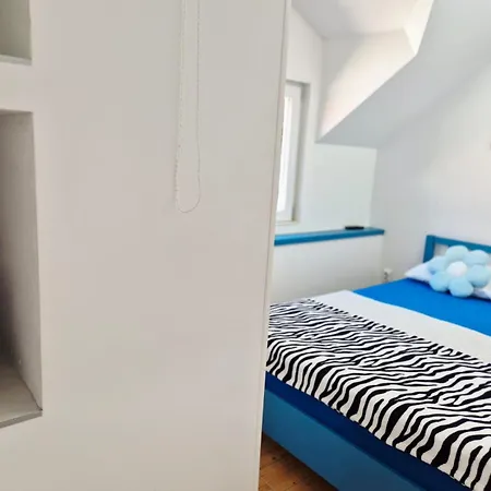 Appartement Sandra In The Historical Center Of The *