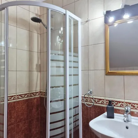 Appartement Sandra In The Historical Center Of The Supetar